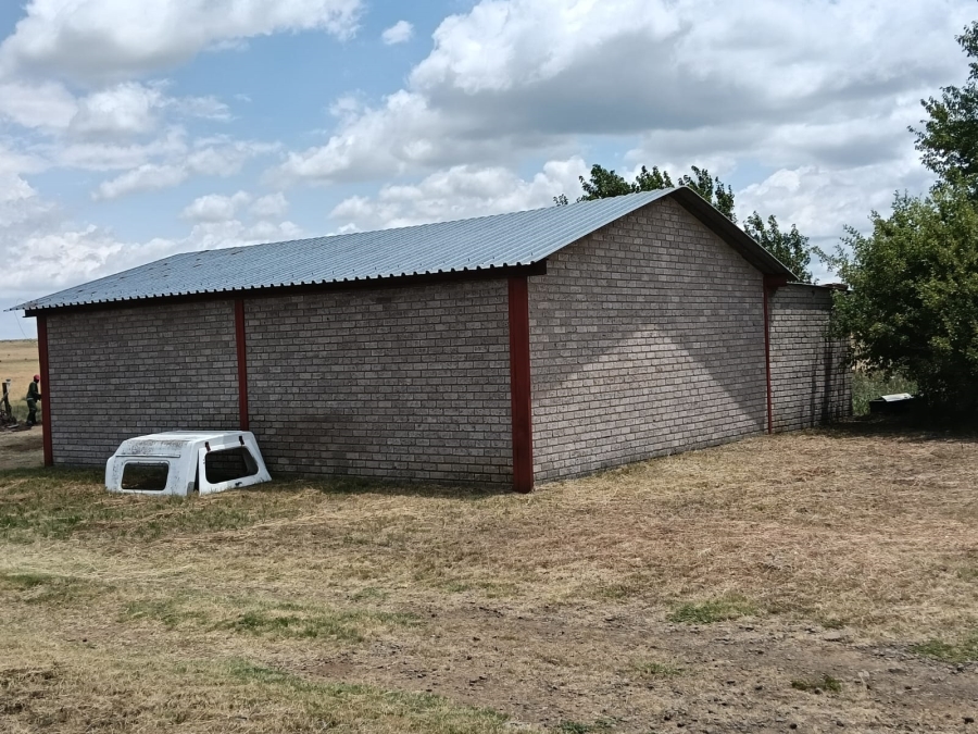 0 Bedroom Property for Sale in Lindley Rural Free State